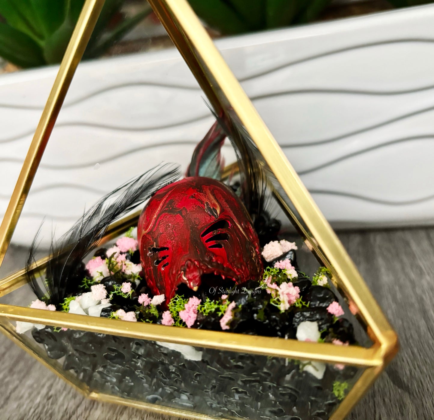 Sleep Arcadia Triangle Terrarium