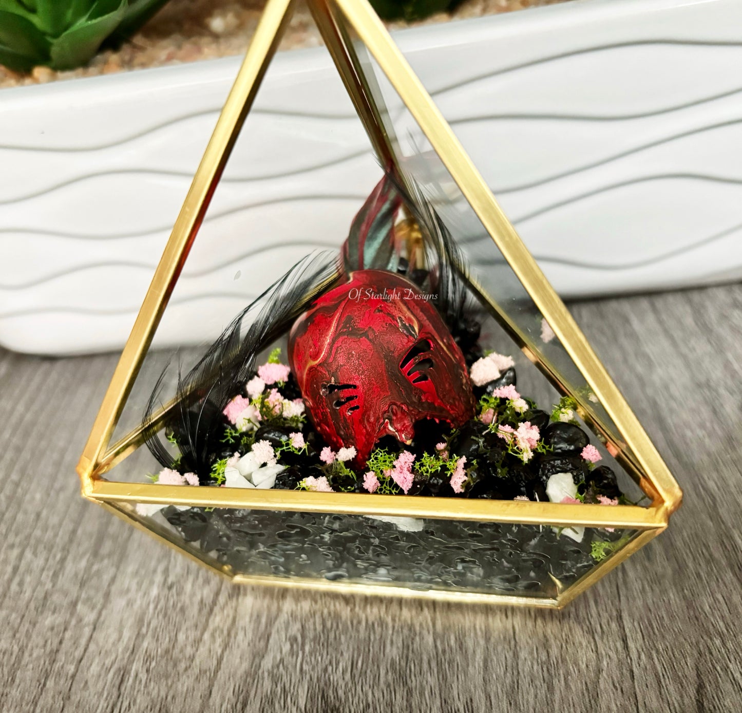 Sleep Arcadia Triangle Terrarium