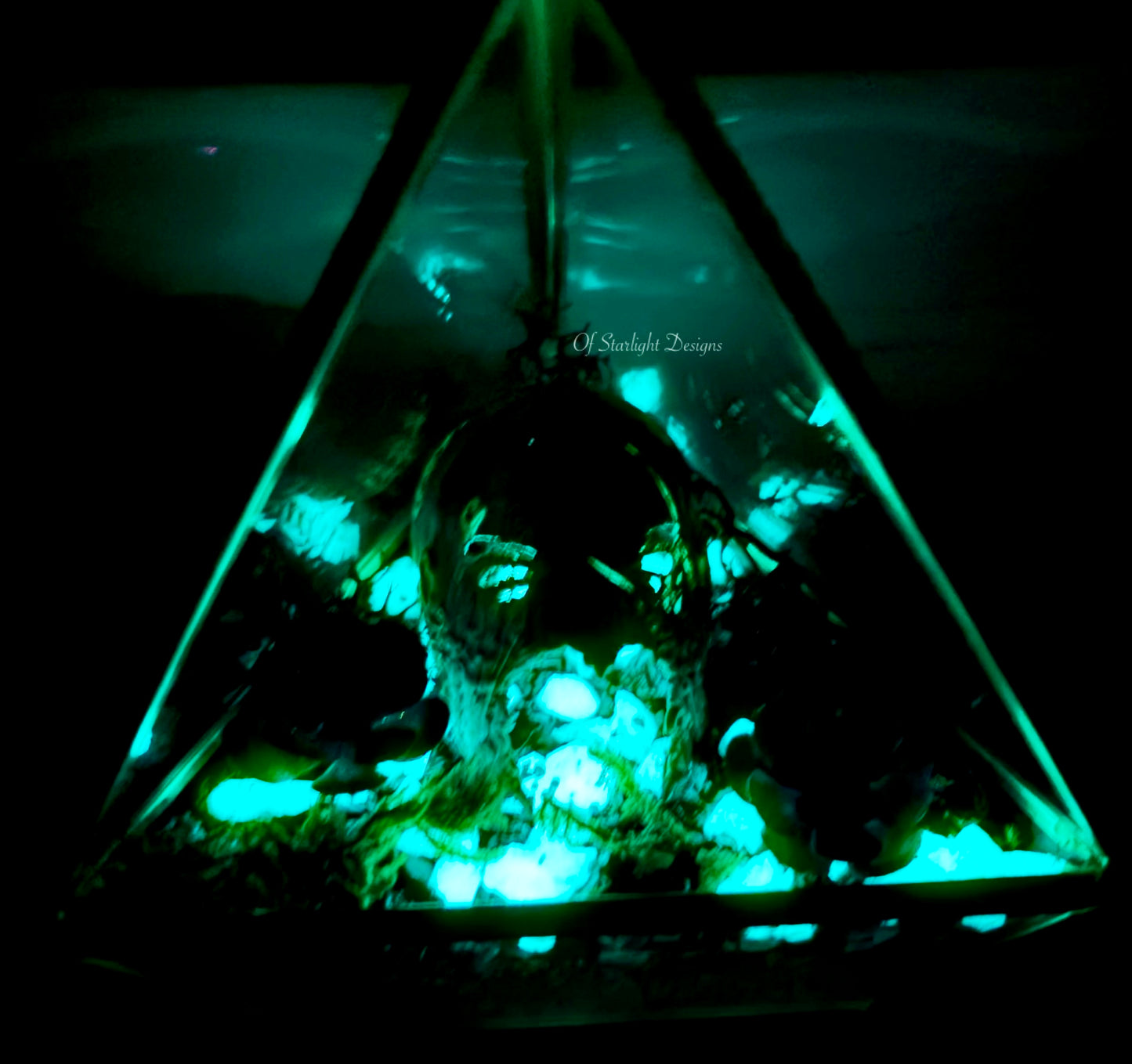 Melting Arcadia Triangle Terrarium