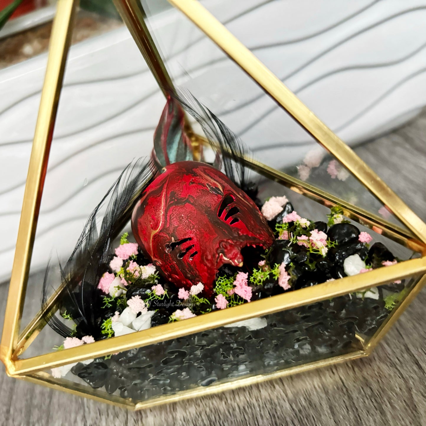Sleep Arcadia Triangle Terrarium