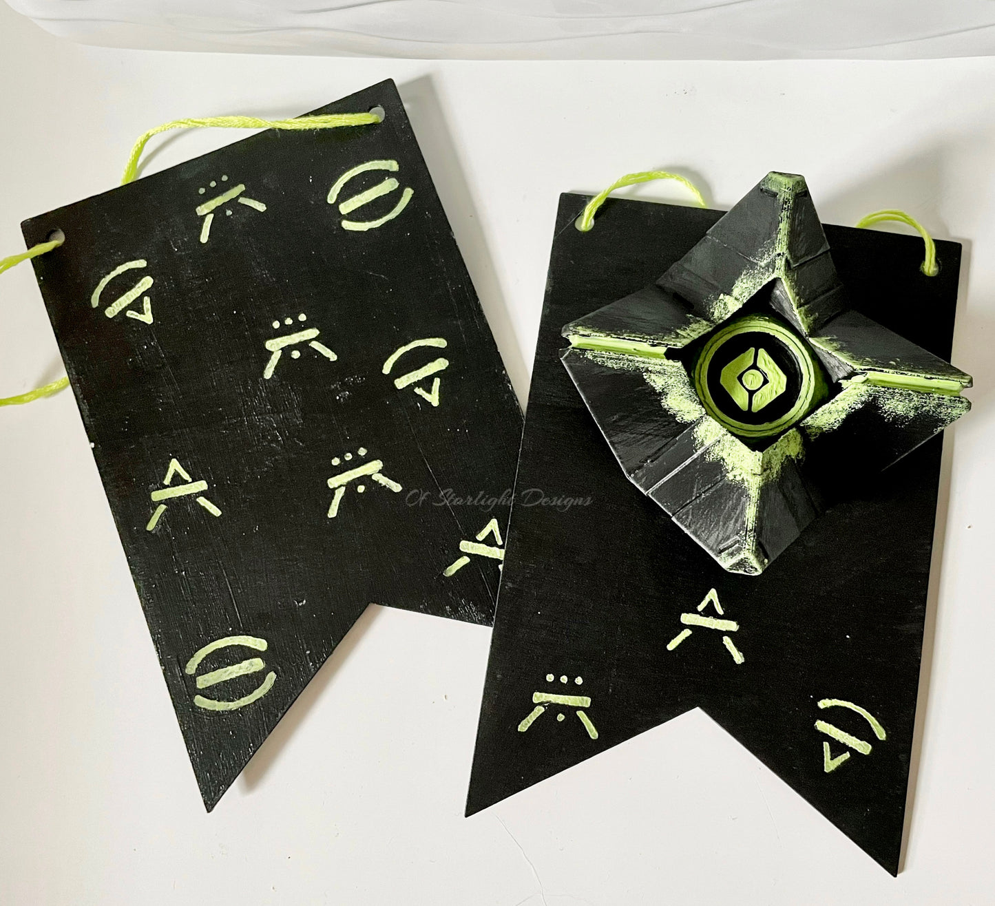 Hive Ghost Hanging Banner Signs