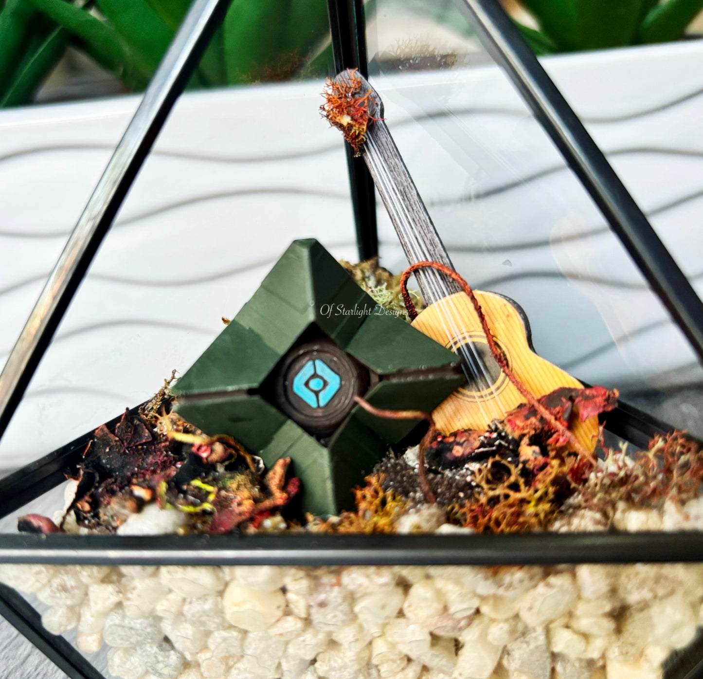 TLOU Little Light Terrarium