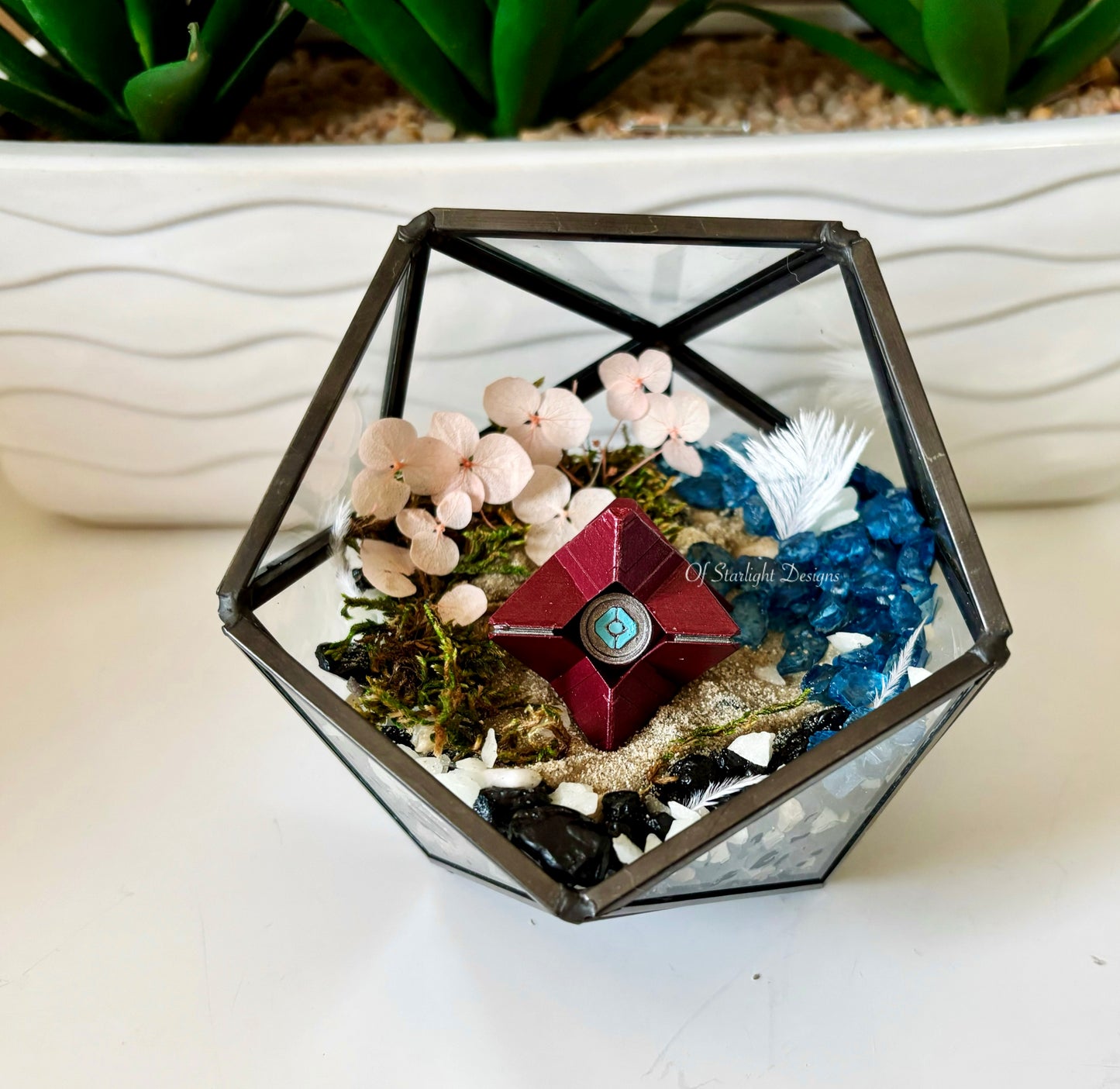 Pale Heart Glint Terrarium