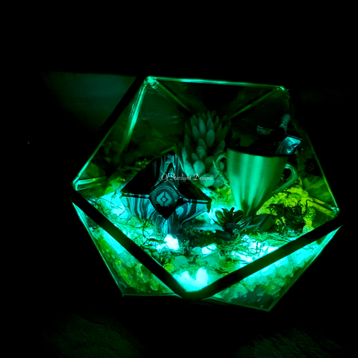 "Melting" Victory Little Light Terrarium
