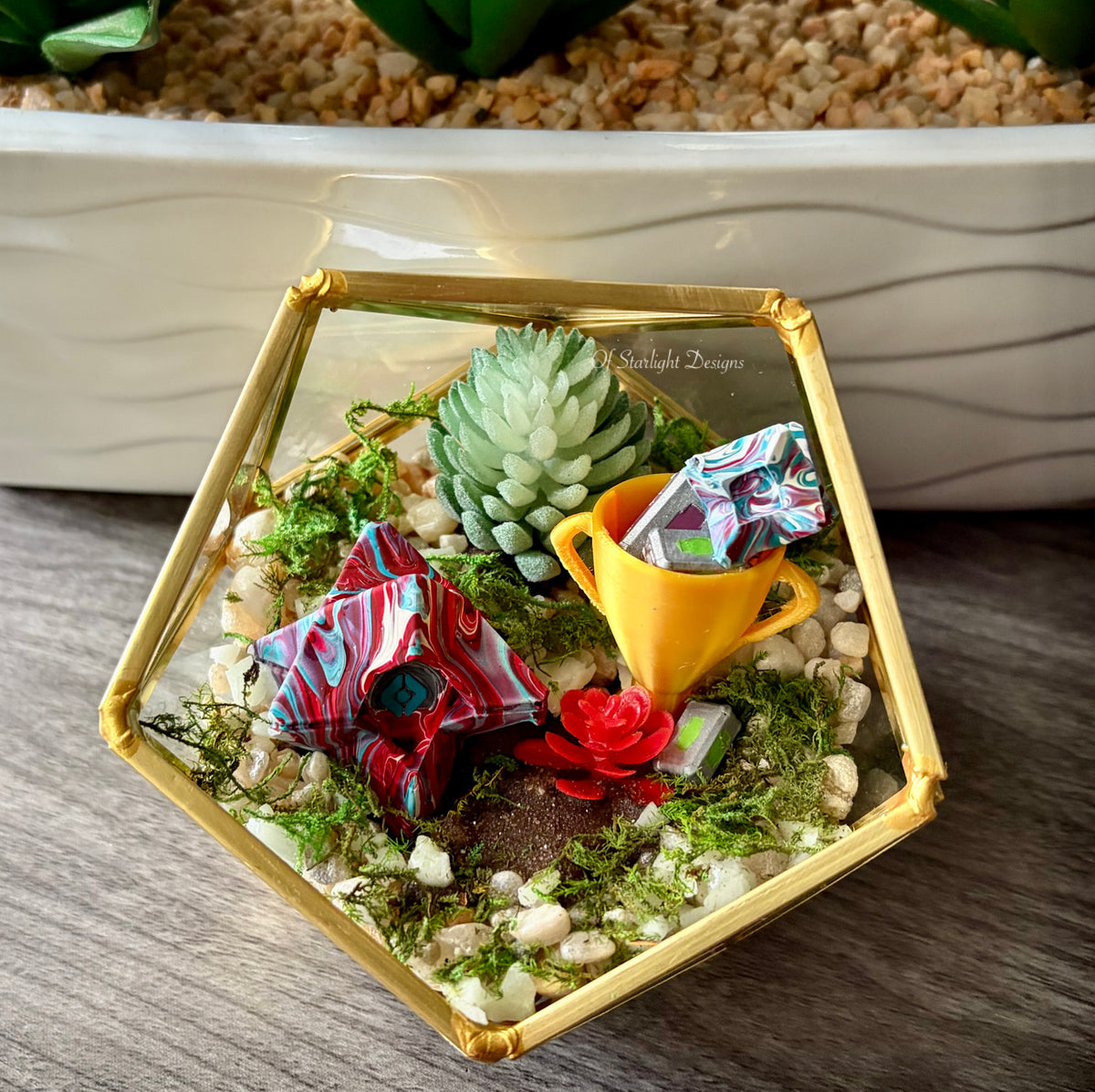 "Melting" Victory Little Light Terrarium