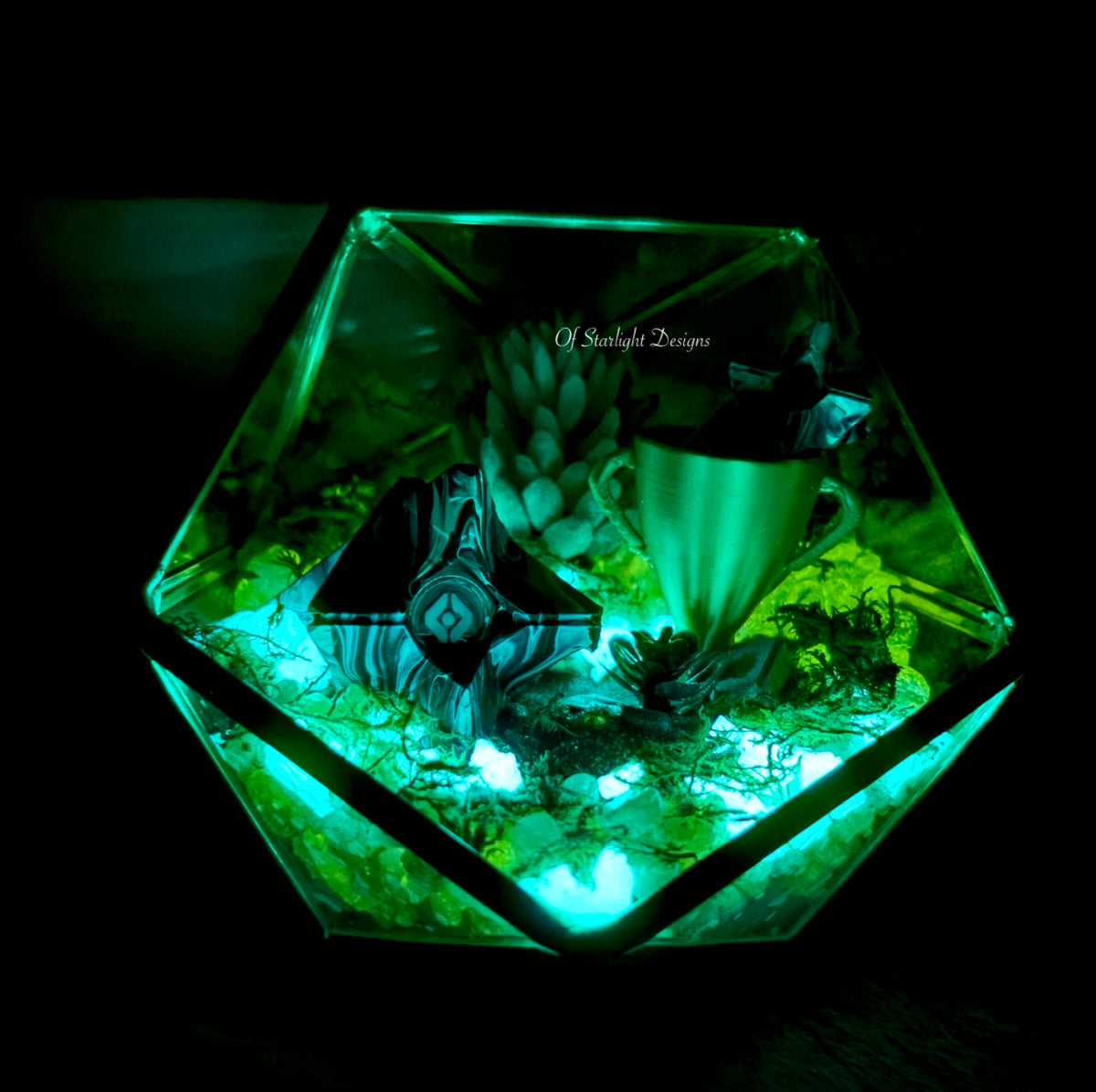 "Melting" Victory Little Light Terrarium