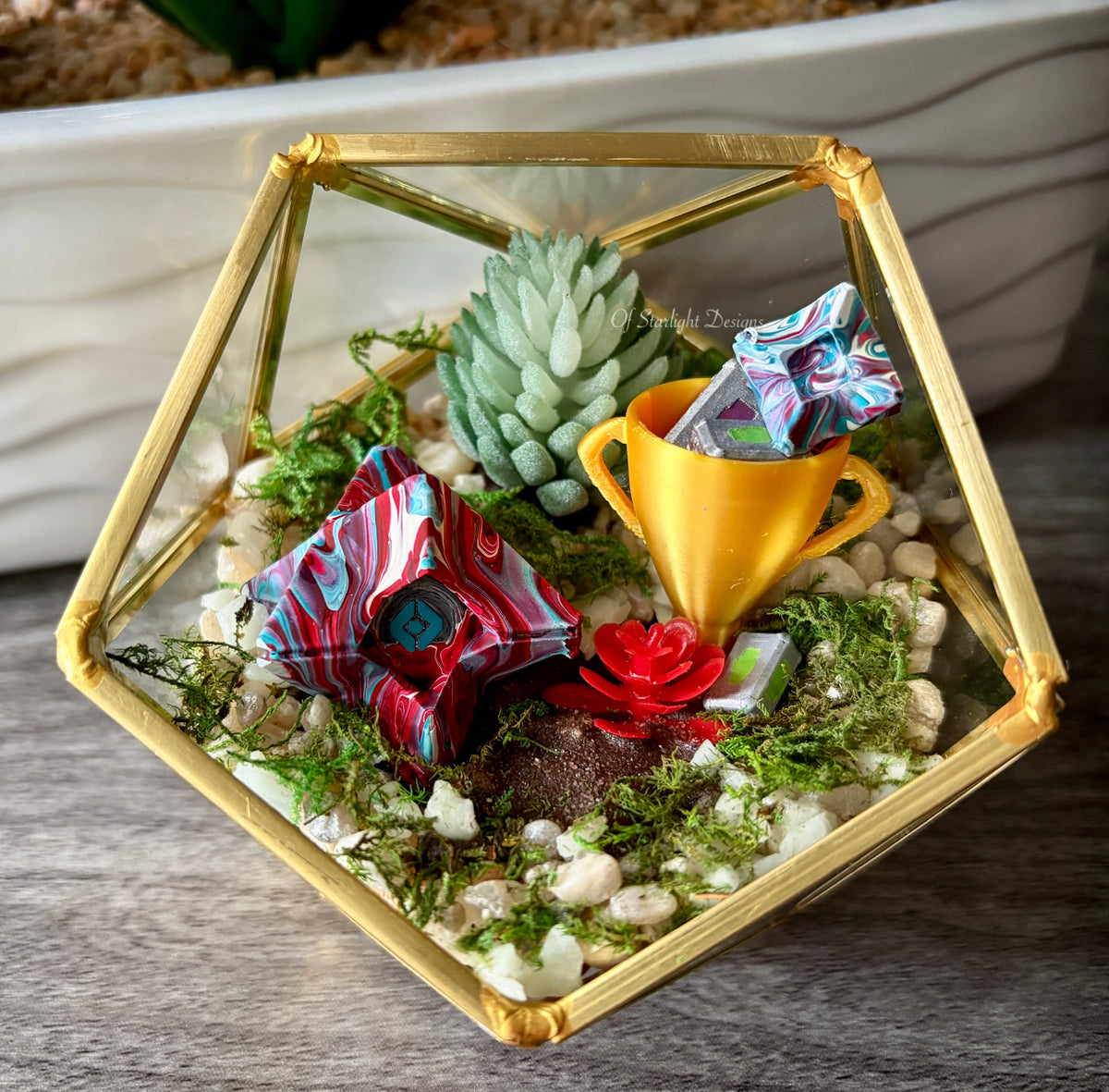 "Melting" Victory Little Light Terrarium