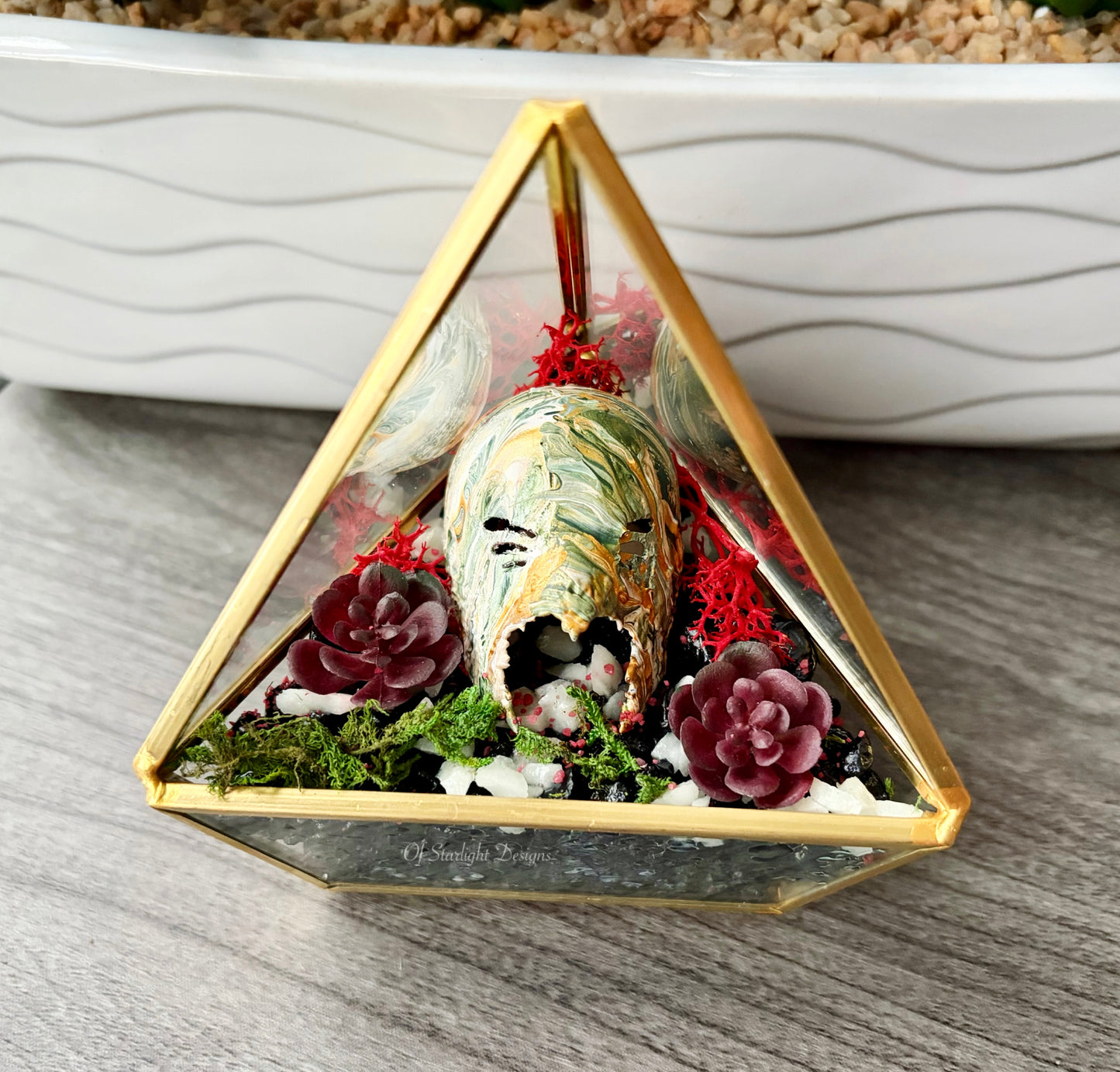 Melting Arcadia Triangle Terrarium