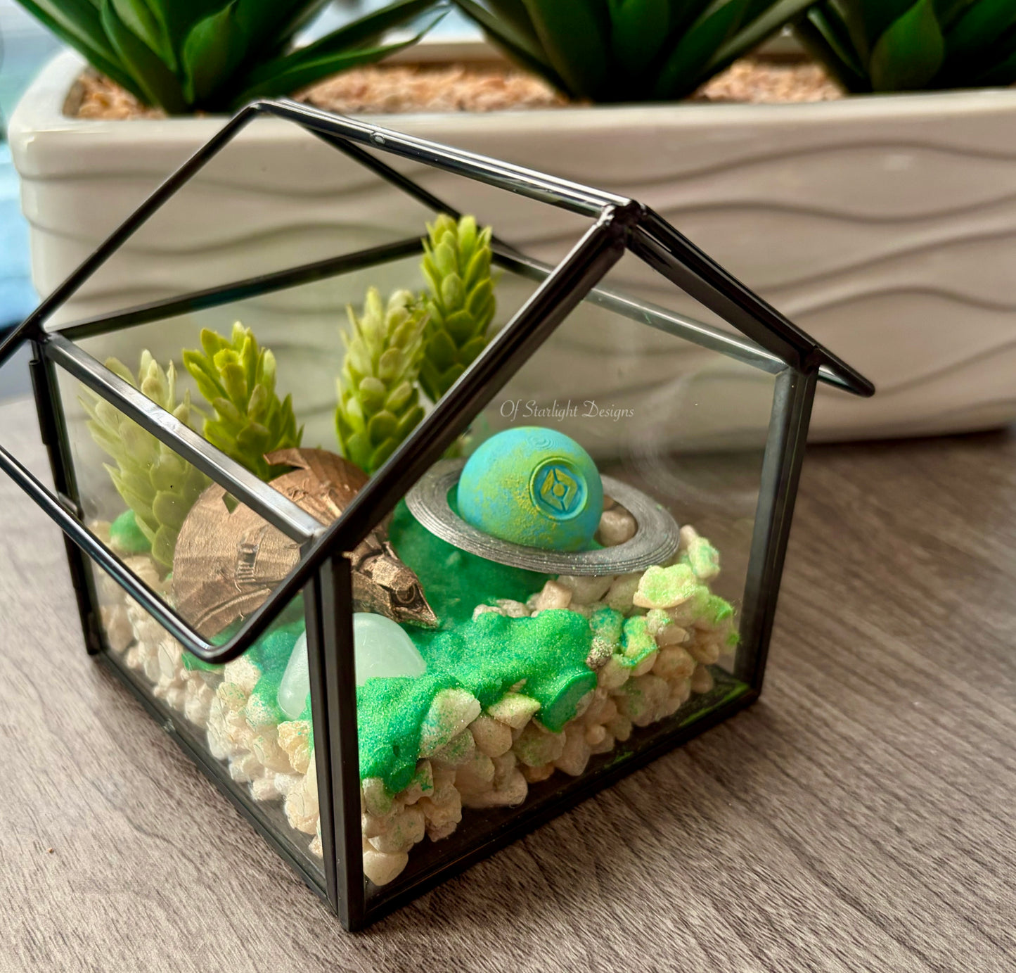 Io Glow Terrarium