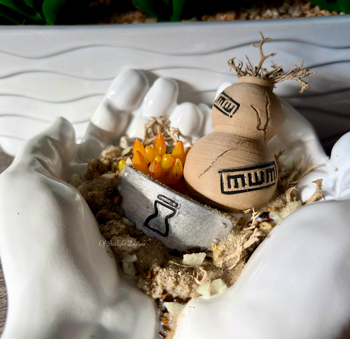 Sand Gourd Hands