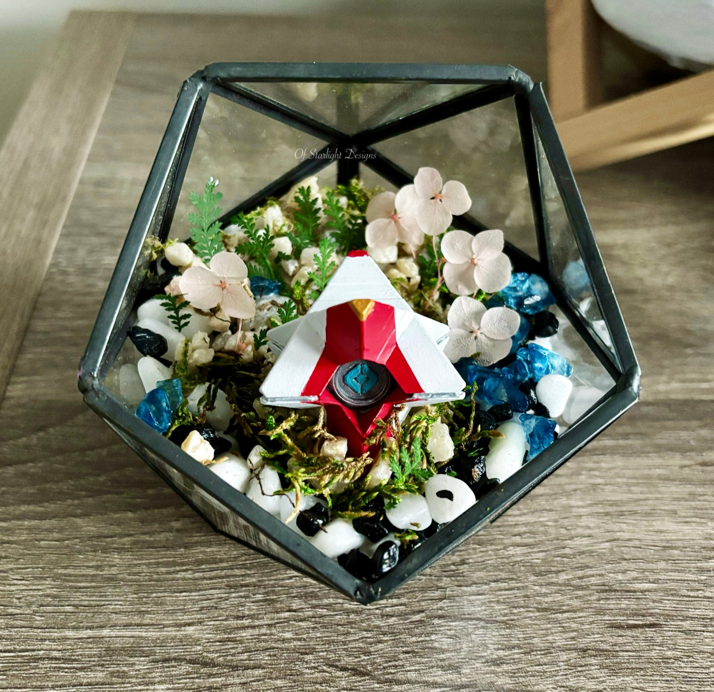 Pale Heart Sundance Terrarium (Custom)