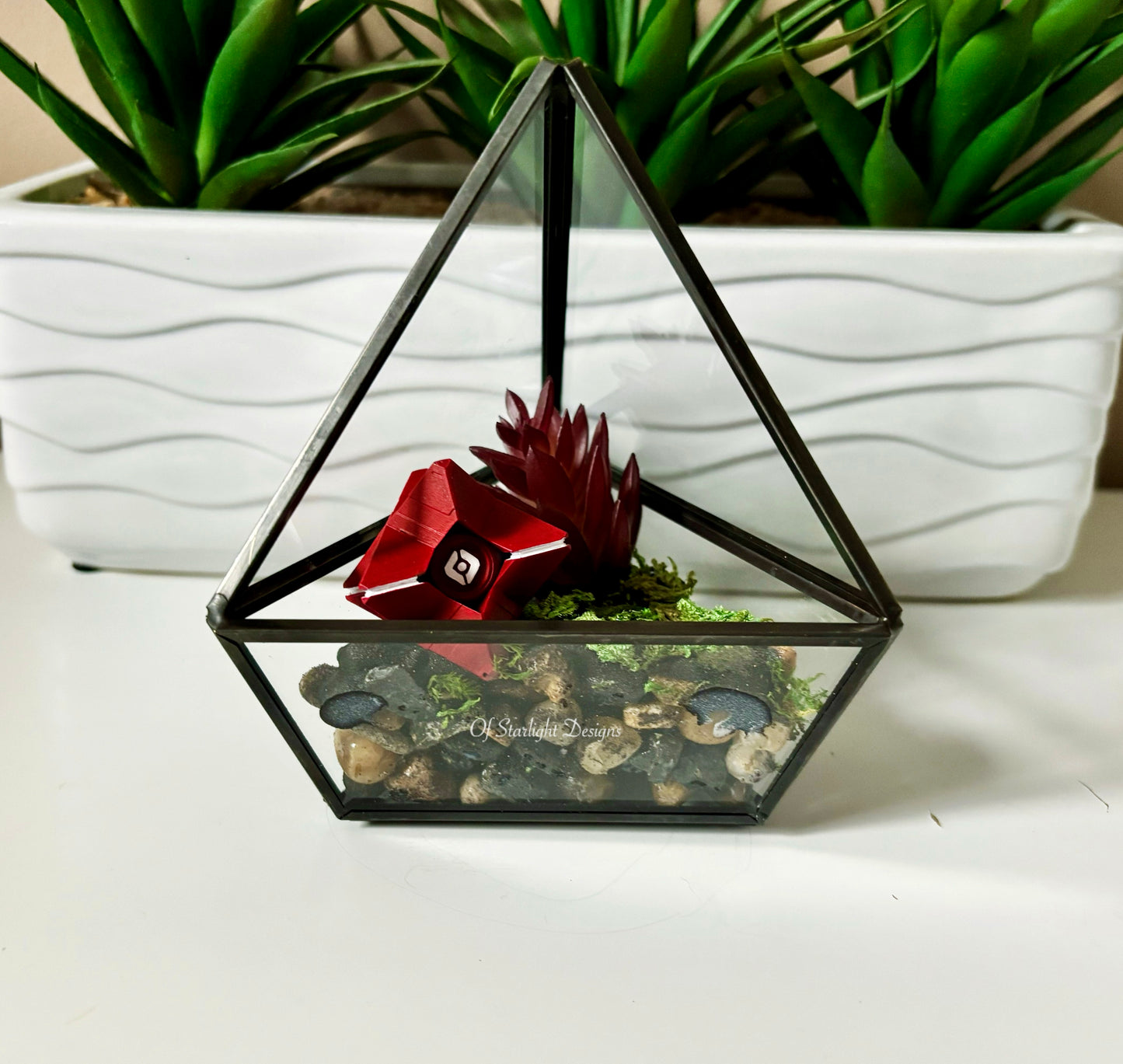 Red Little Light Terrarium