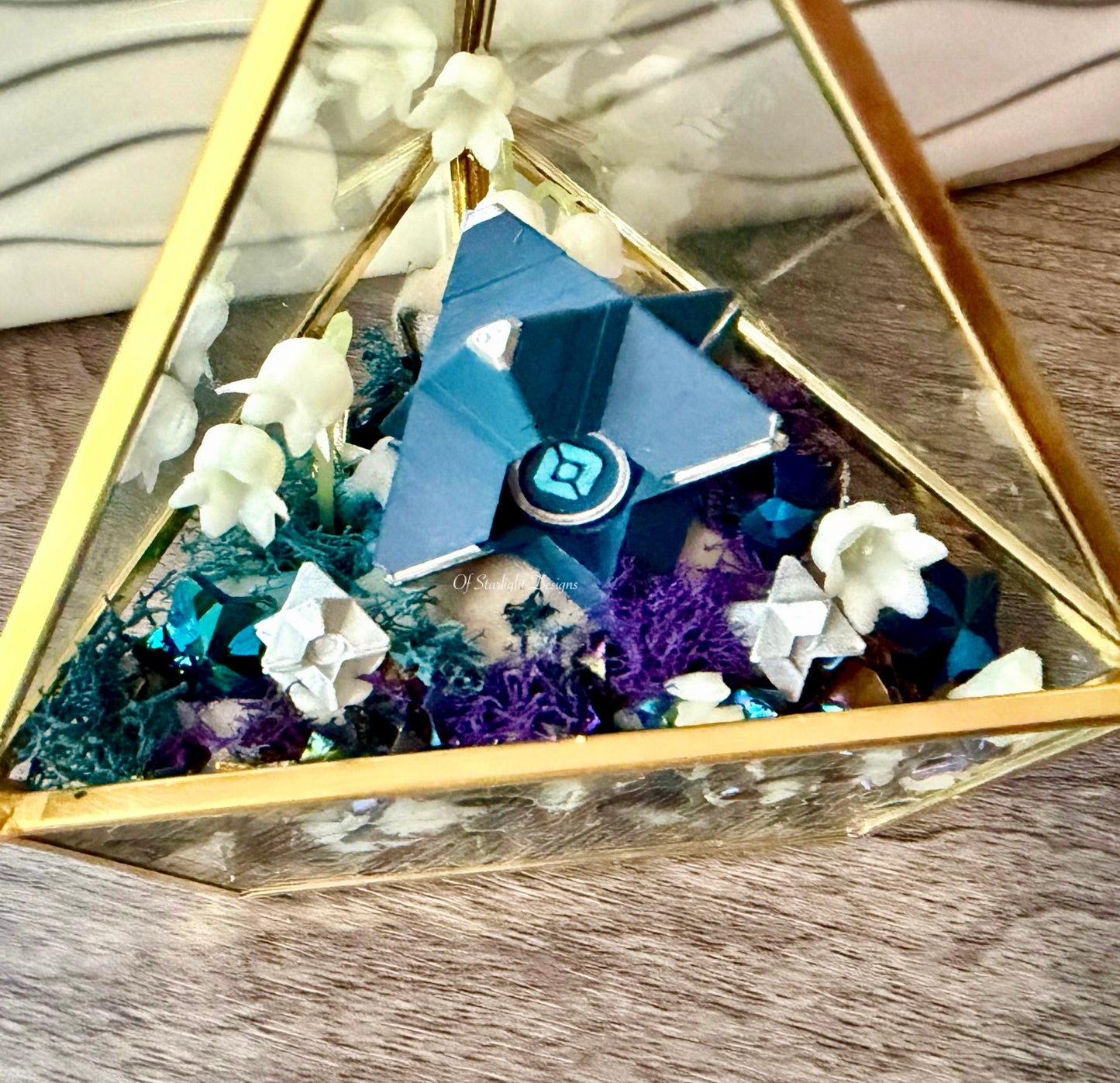 Space Lily Little Light Terrarium