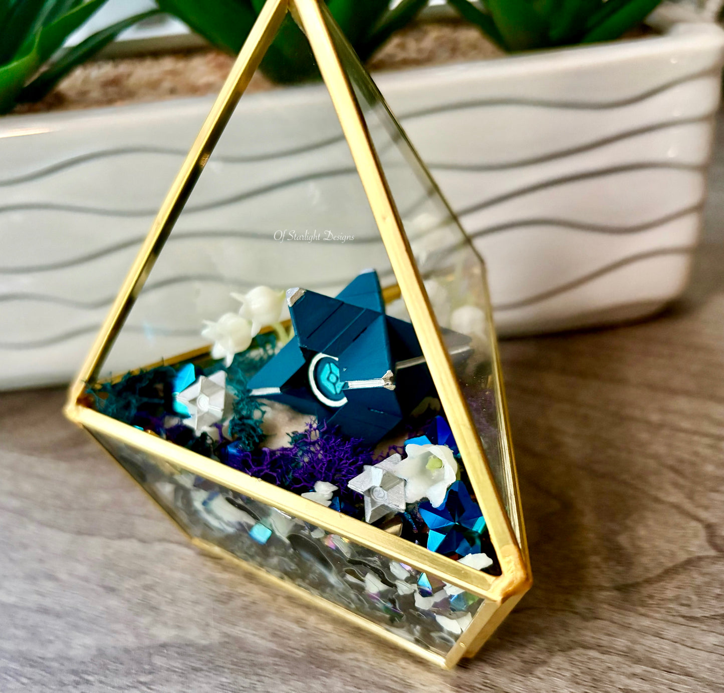 Space Lily Little Light Terrarium